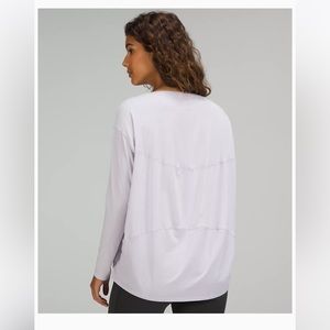 Lululemon back in Action Shirt, faint lavender, size 6